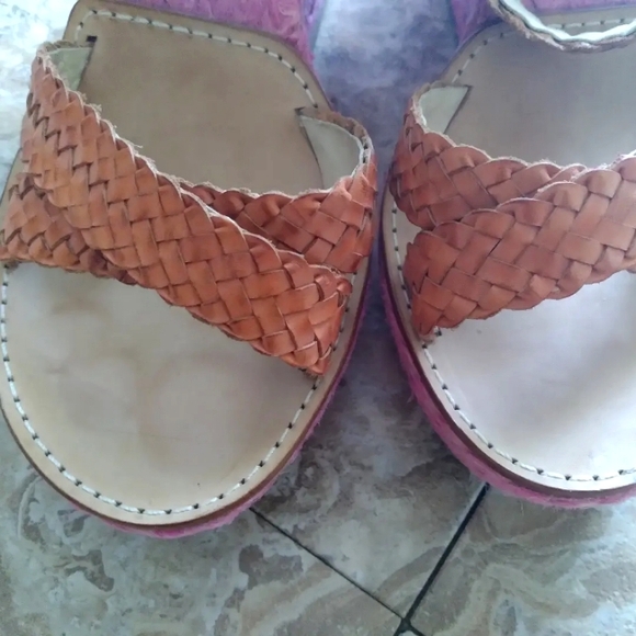 Diane Von Furstenberg pink & orange woven platform wedge sandals, size 11 - Picture 7 of 10